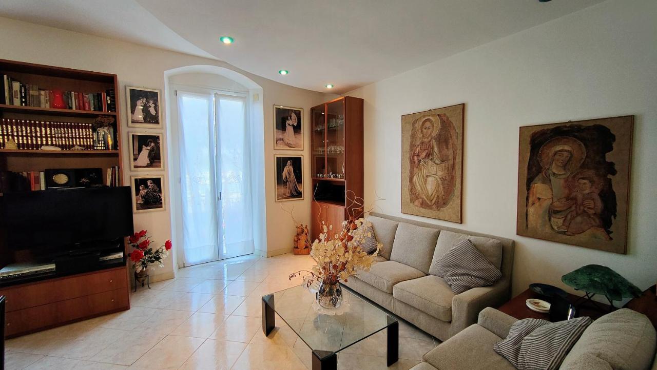 Un Balcone In Pineta Apartment Fezzano  Exterior foto